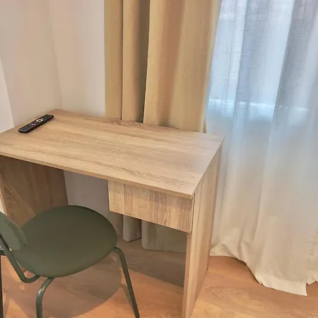 Lm * Λορέτ Ντε Μαρ